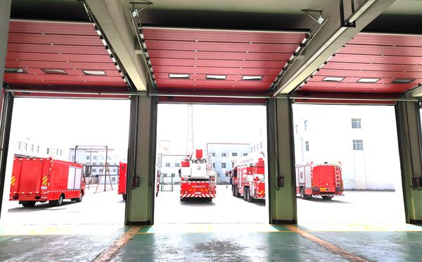 消防站車庫門的選型與應用縮略圖